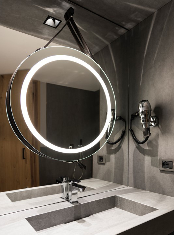 Miroir de salle de bain avec ceinture noire  - CURSA